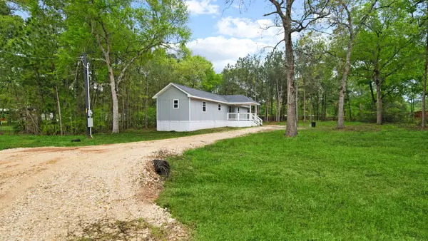 17411 Rolling Hill Lane, Waller, TX 77484