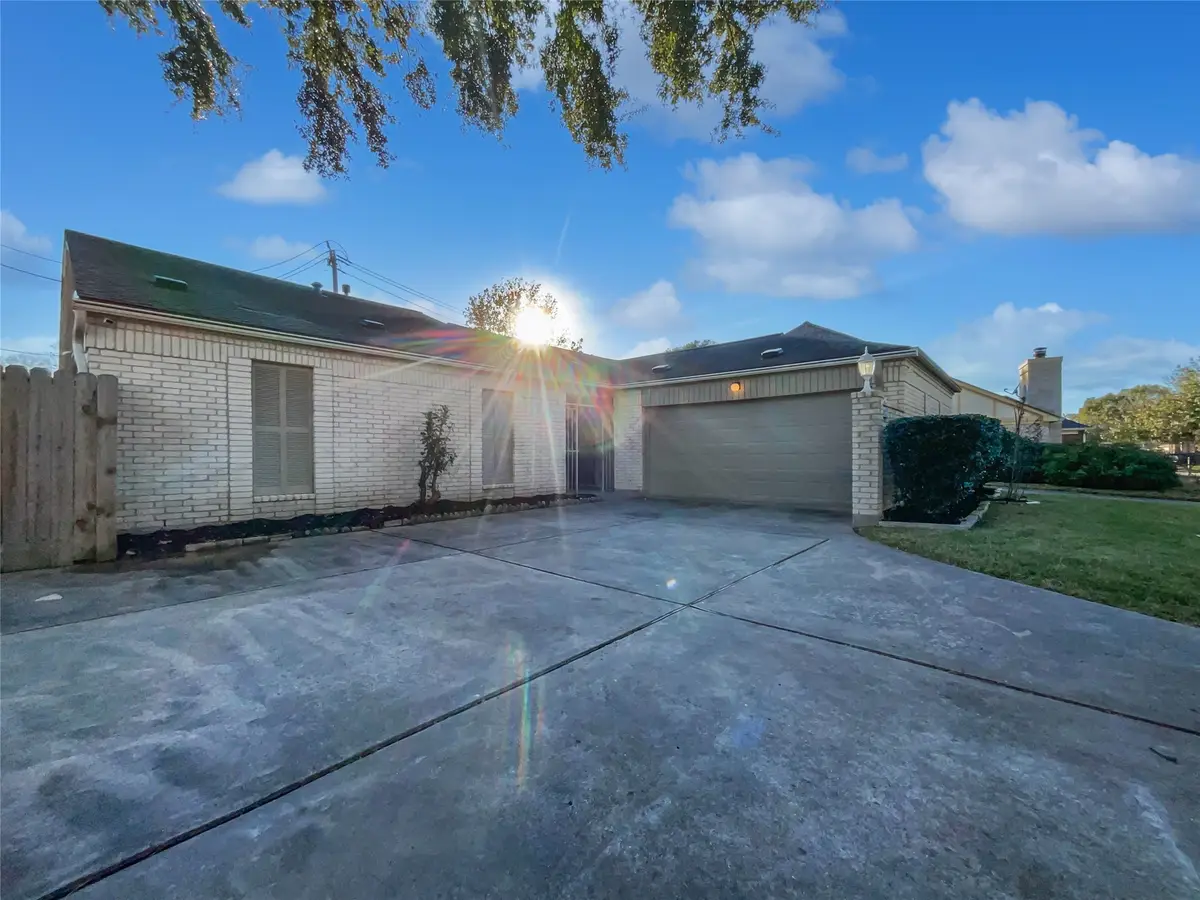 11603 Inwood Drive, Houston, TX 77077 - Image #1