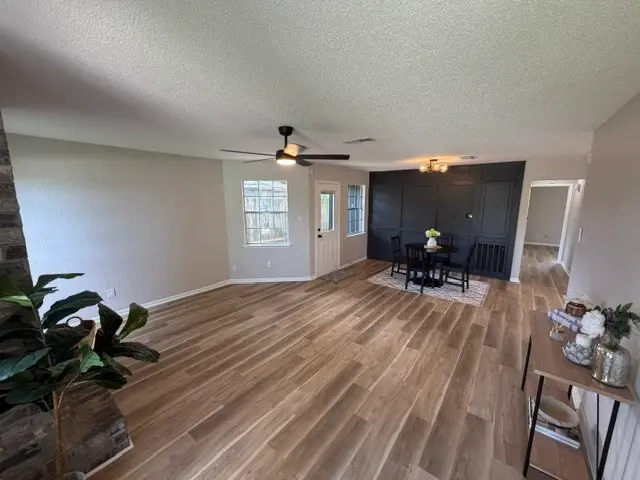 2613 7th Avenue N, Texas City, TX 77590 - #2