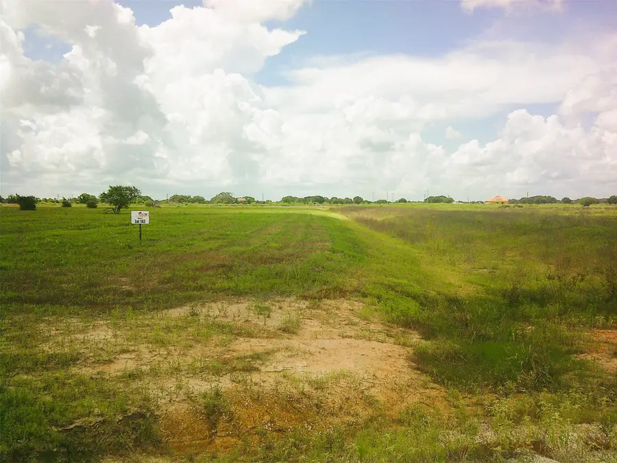 334 Canvasback Lane, Rockport, TX 78382 - Image #2