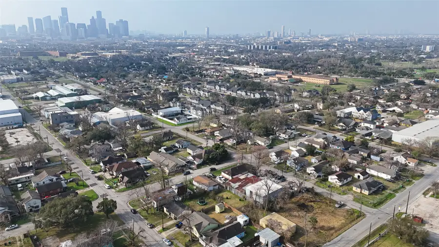 1213 Boswell Street, Houston, TX 77009 - #2