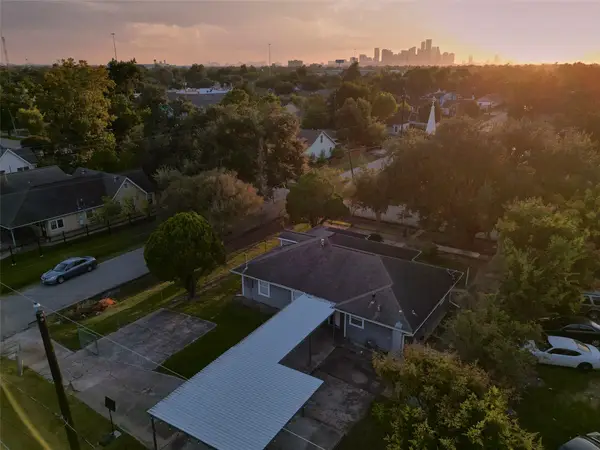 545 Henke Street, Houston, TX 77020