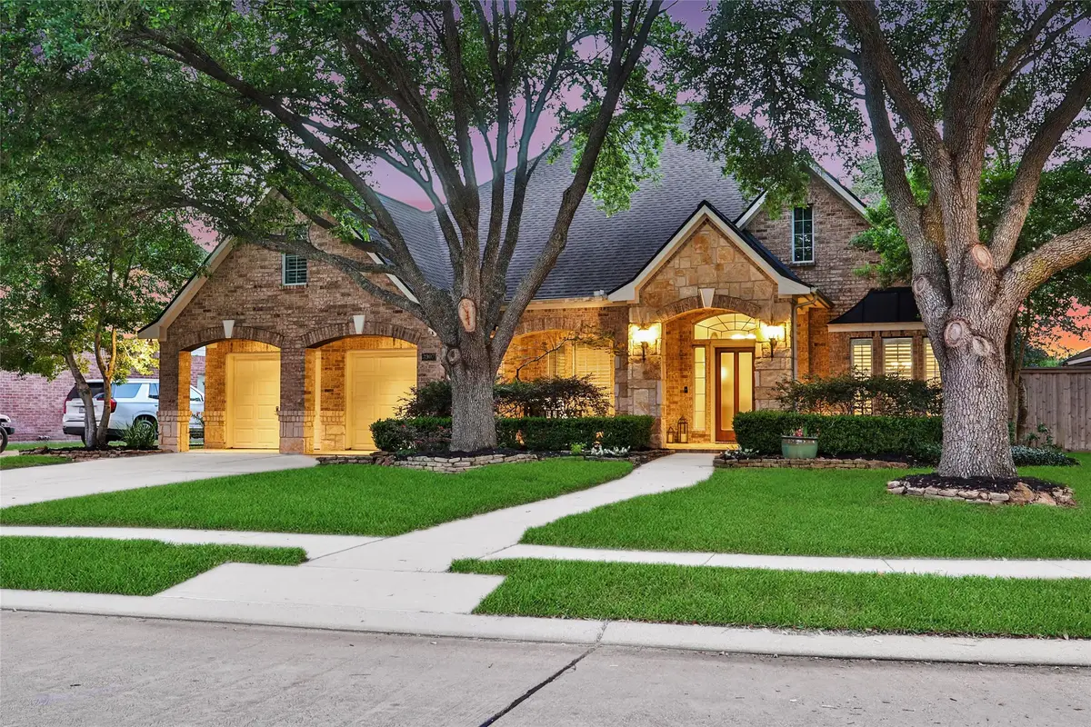 3907 Broad Thicket Court, Sugar Land, TX 77498 - #1