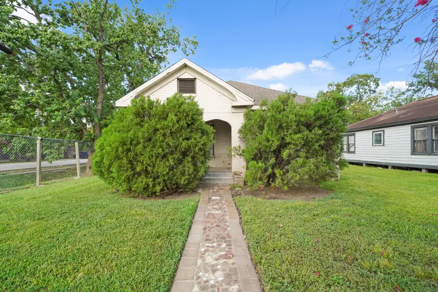 5307 Crane Street, Houston, TX 77026 - Image #2