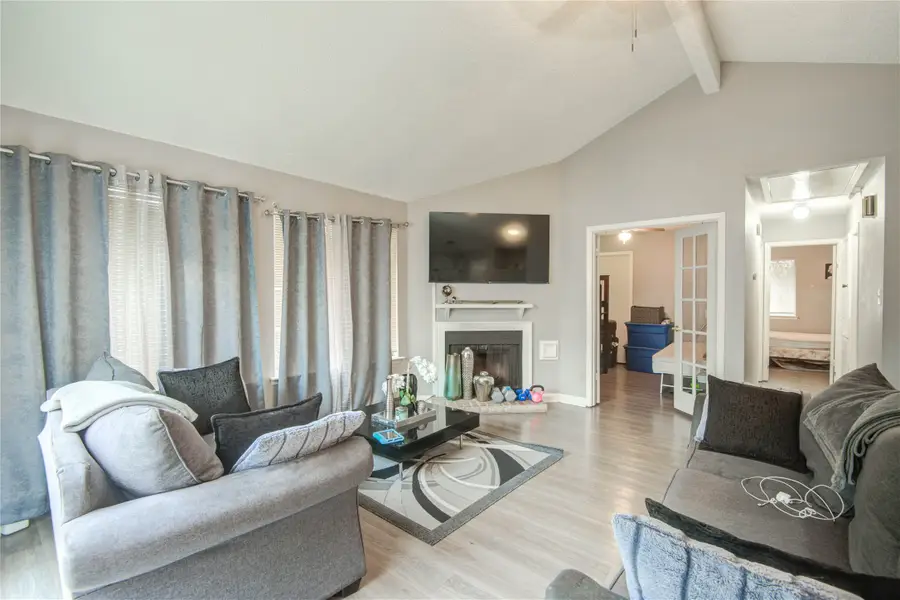 7222 Londres Drive, Houston, TX 77083 - Image #3