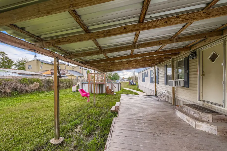 1043 County Road 3548, Cleveland, TX 77327 - Image #3