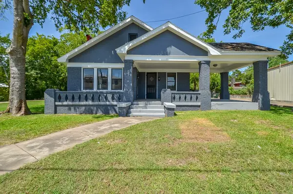 404 W Main Street, Bellville, TX 77418