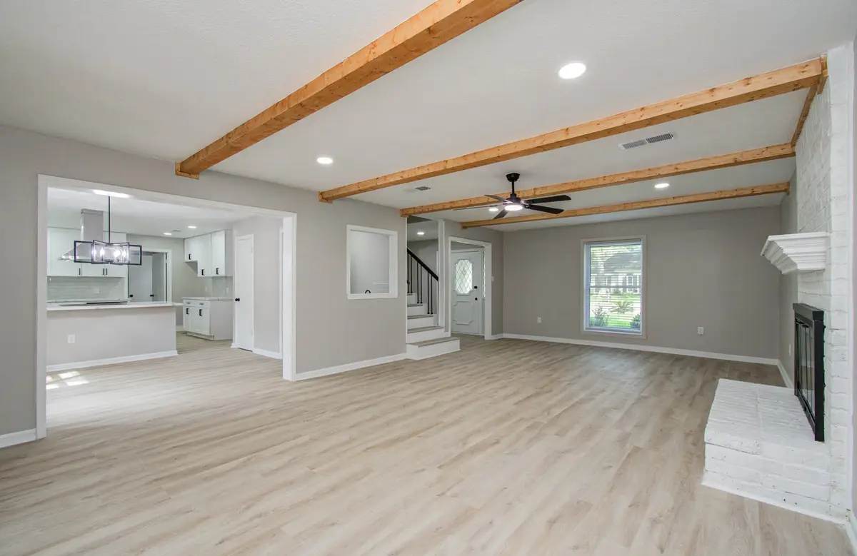 4735 Theall Road, Houston, TX 77066 - Image #1