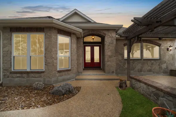 1069 Fawn River Drive, Spring Branch, TX 78070