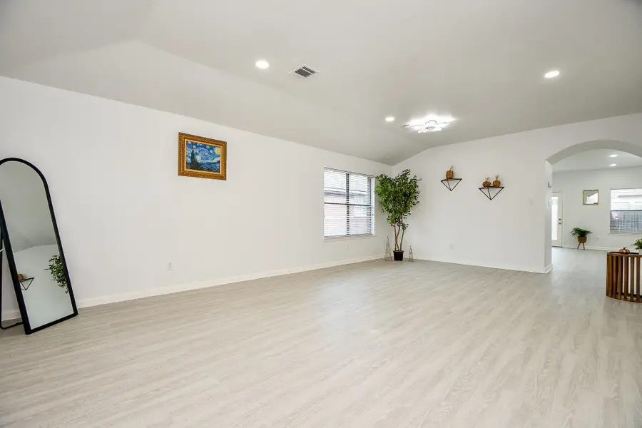 16343 Dryberry Court, Houston, TX 77083 - Image #2