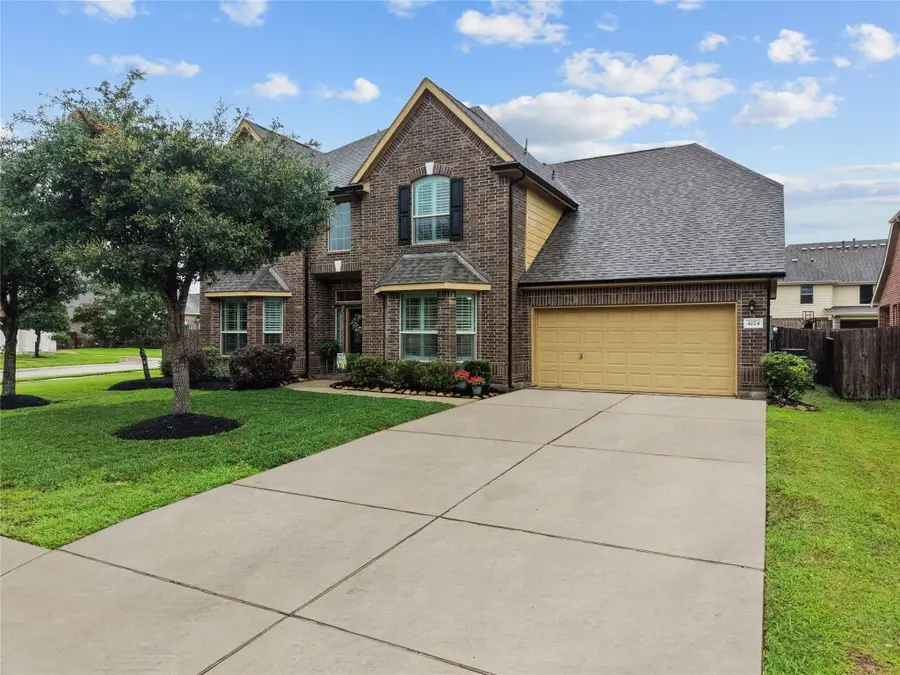 4224 Walnut Bend Drive, Friendswood, TX 77546 - #2