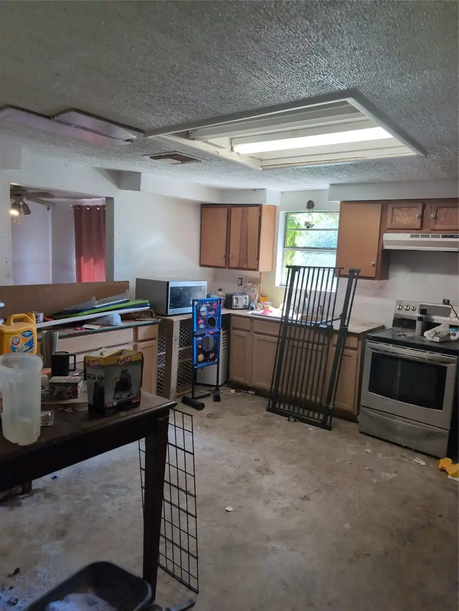 4713 Lake Drive, Rosharon, TX 77583 - Image #3