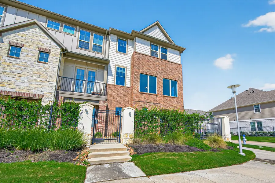 9423 Towne Lake Parkway, Cypress, TX 77433 - Image #3