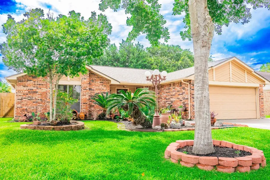707 Landing Boulevard, League City, TX 77573 - #2