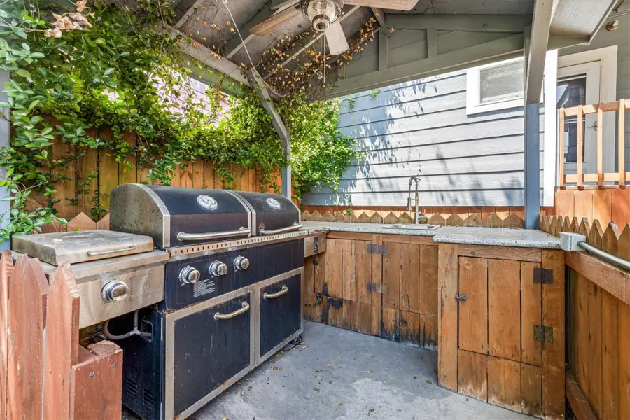 2813 Avenue P, Galveston, TX 77550 - Image #3