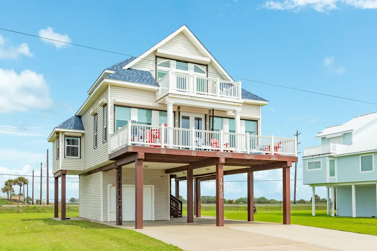 19155 Kahala Drive, Galveston, TX 77554 - #1