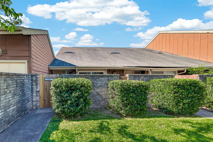 12667 Wellington Park Drive, Houston, TX 77072 - #2