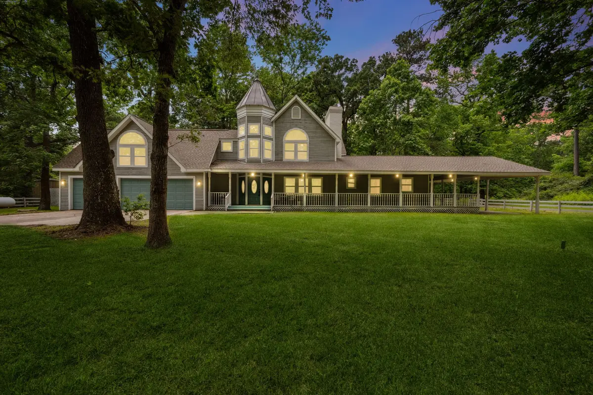 1198 County Road 2050, Hull, TX 77564 - Image #1