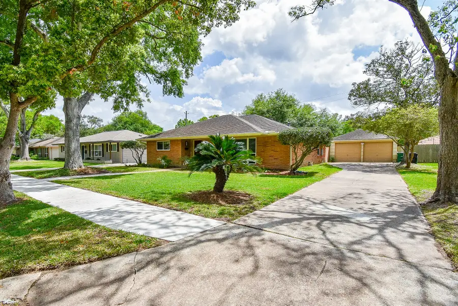 5727 Arboles Drive, Houston, TX 77035 - #3