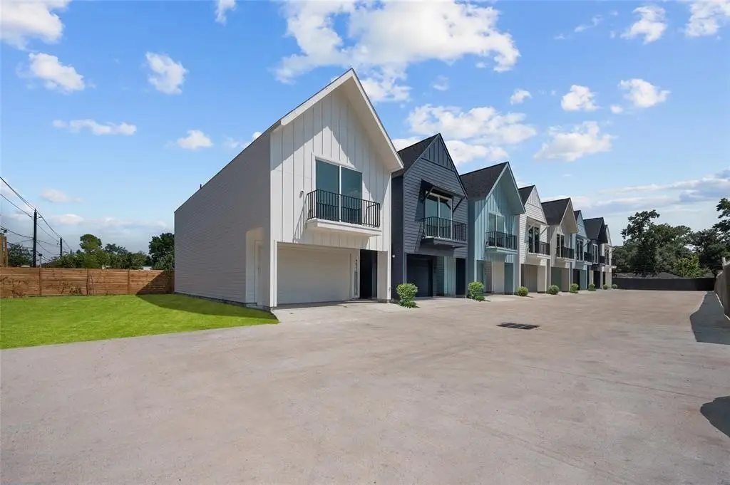 409 Alvia Run Lane, Houston, TX 77018 - Image #1