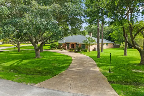 17034 N Ivy Circle, Houston, TX 77084