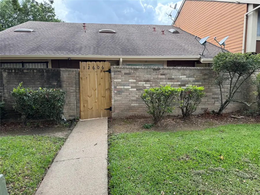 12606 Newbrook Drive, Houston, TX 77072 - #2