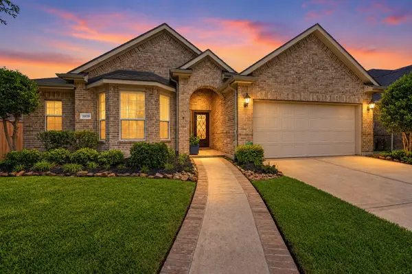 19118 Cove Forest Lane, Cypress, TX 77433