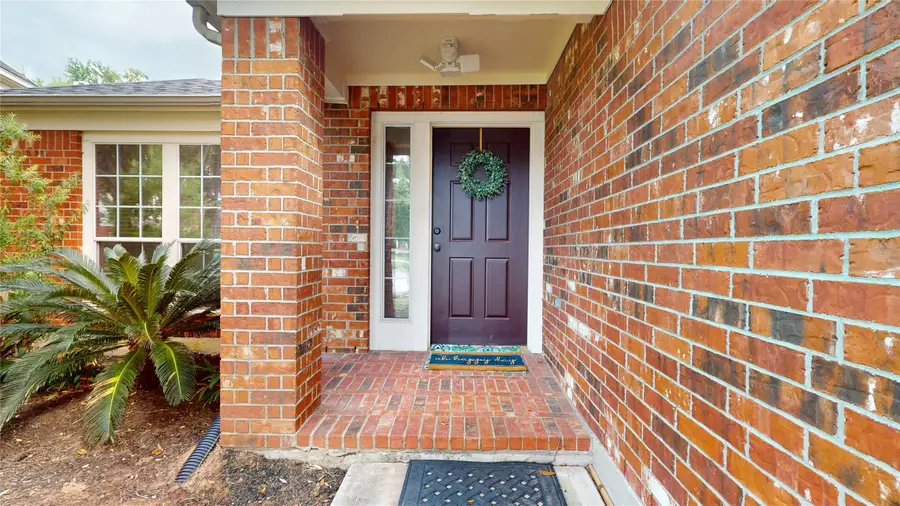 3718 Pelican Lake Drive, Richmond, TX 77406 - Image #3