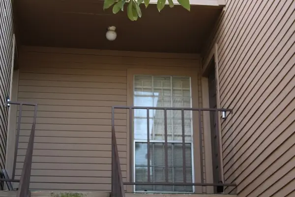 10555 Turtlewood Court #2105, Houston, TX 77072