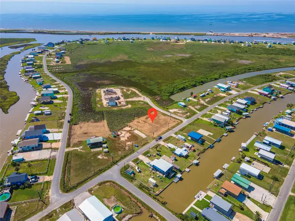 00 Dolphin Way Way, Sargent, TX 77414