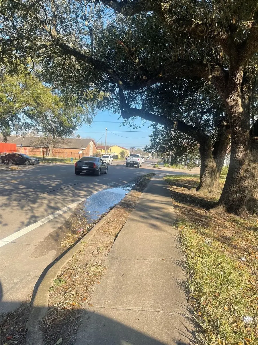 4520 Yellowstone Boulevard, Houston, TX 77021 - Image #3