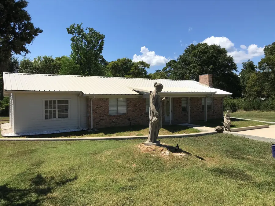 636 S Fm 356, Onalaska, TX 77360 - Image #2