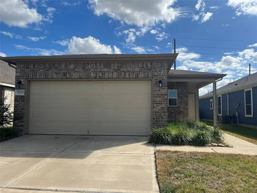 25723 Bottlebrush Sedge Street, Katy, TX 77493 - Image #3