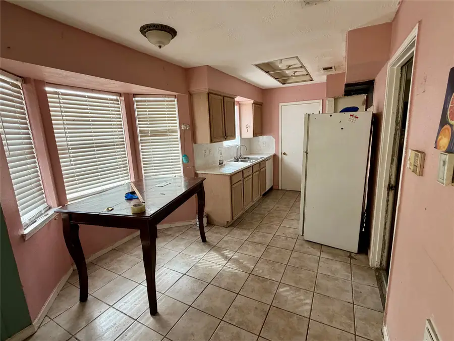 919 Grand Oaks Drive, Houston, TX 77015 - #2