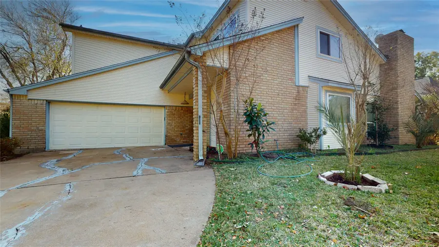 14715 Woodward Gardens Drive, Houston, TX 77082 - Image #3