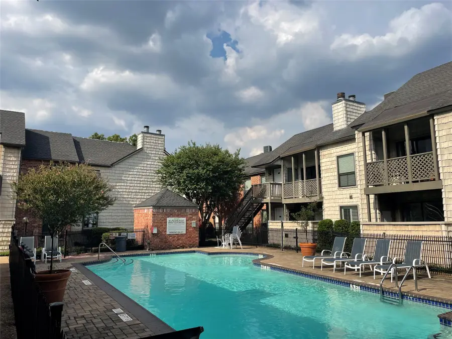 2829 Timmons Lane #215, Houston, TX 77027 - #3