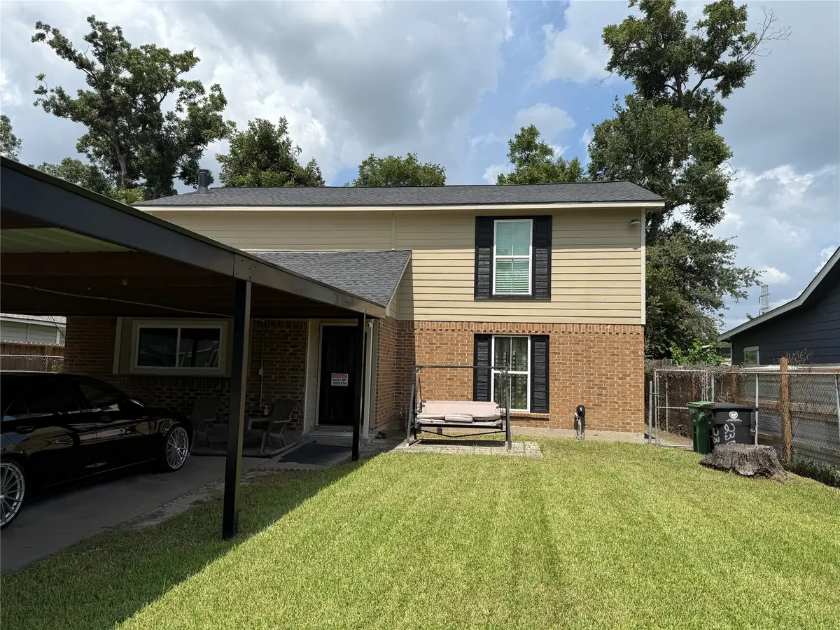 2301 King Street, Houston, TX 77026 - Image #1