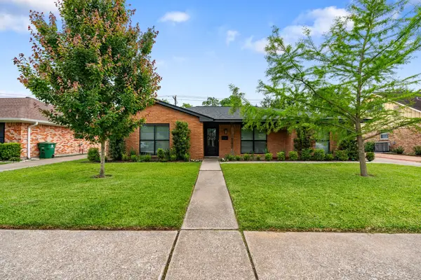 2314 Droxford Drive, Houston, TX 77008