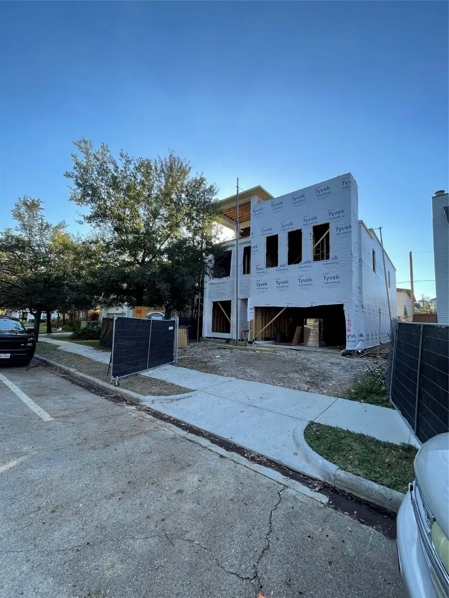 1606 Woodhead Street, Houston, TX 77019 - Image #2