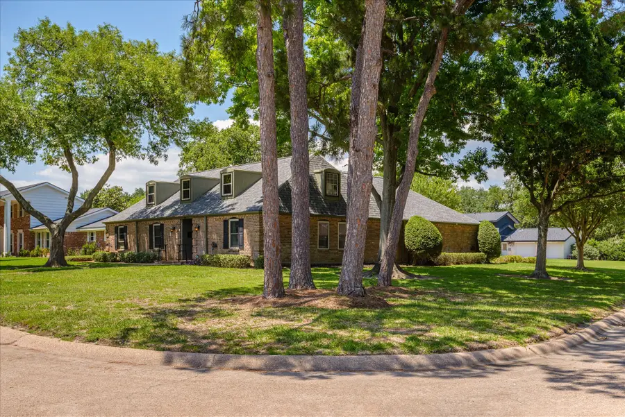 1517 19th Avenue N, Texas City, TX 77590 - #2