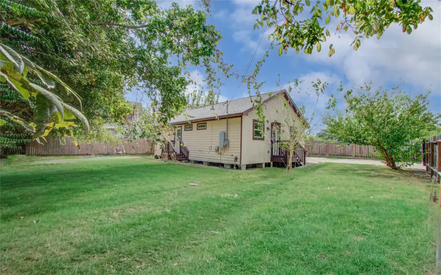 829 Fair Street, Houston, TX 77088 - Image #3