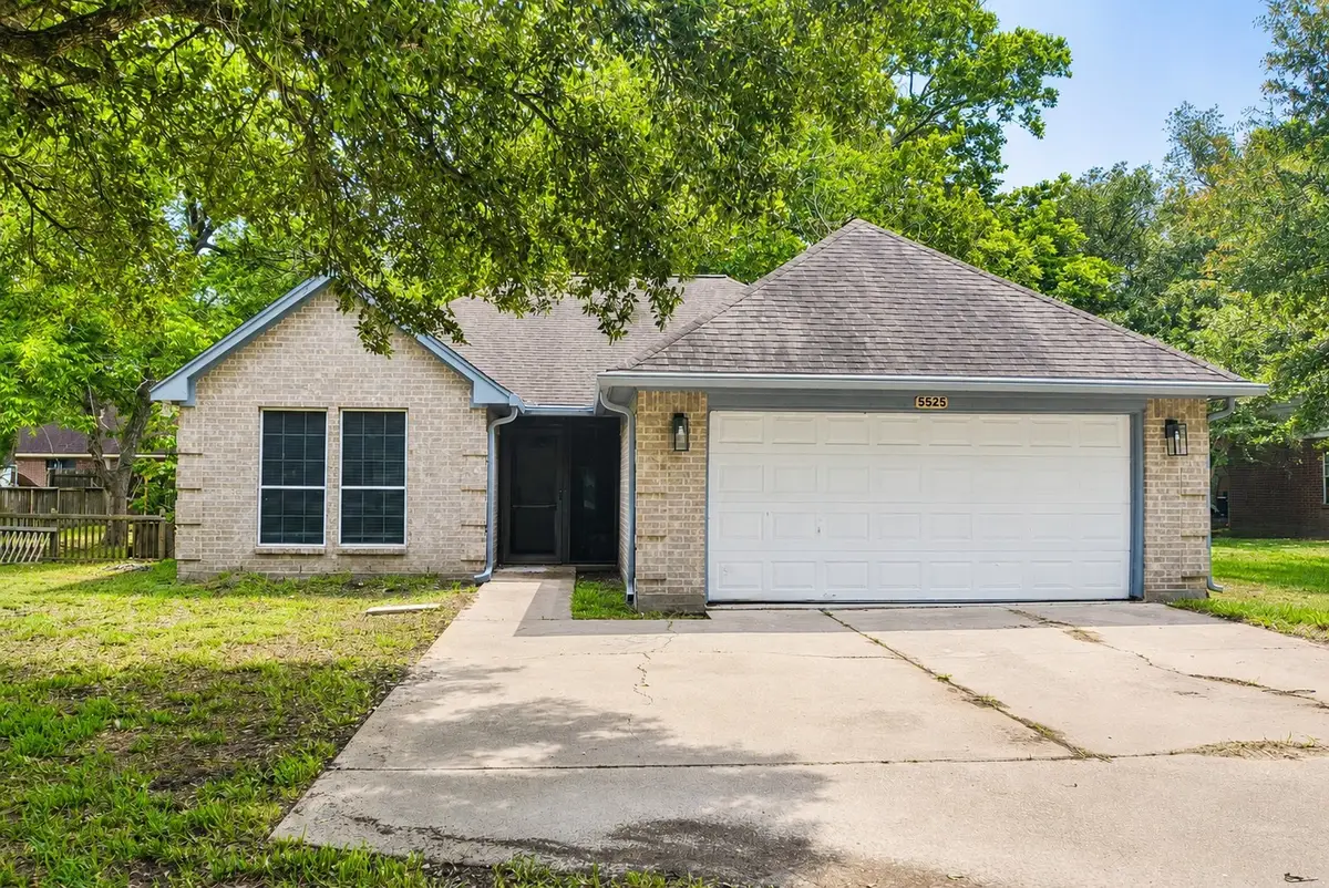 5525 Main Street, Santa Fe, TX 77510 - #1