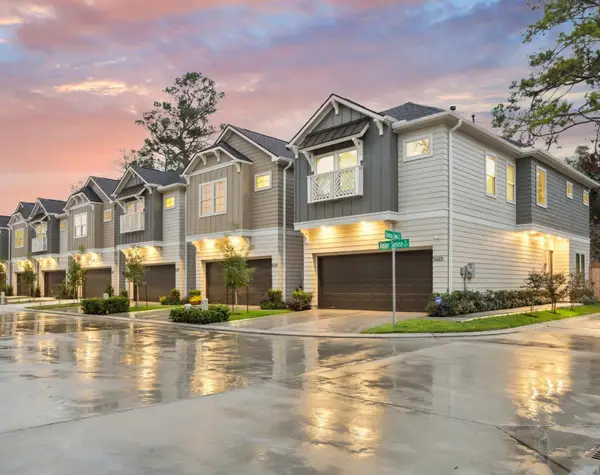 5214 Amber Sunrise Drive, Houston, TX 77018