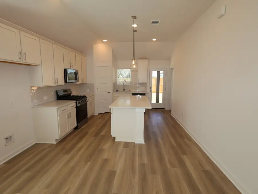 10326 Navarro Path, Montgomery, TX 77316 - Image #2