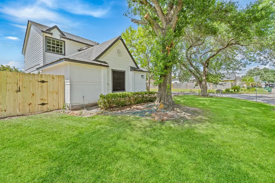 12847 Ashford Knoll Drive, Houston, TX 77082 - Image #3