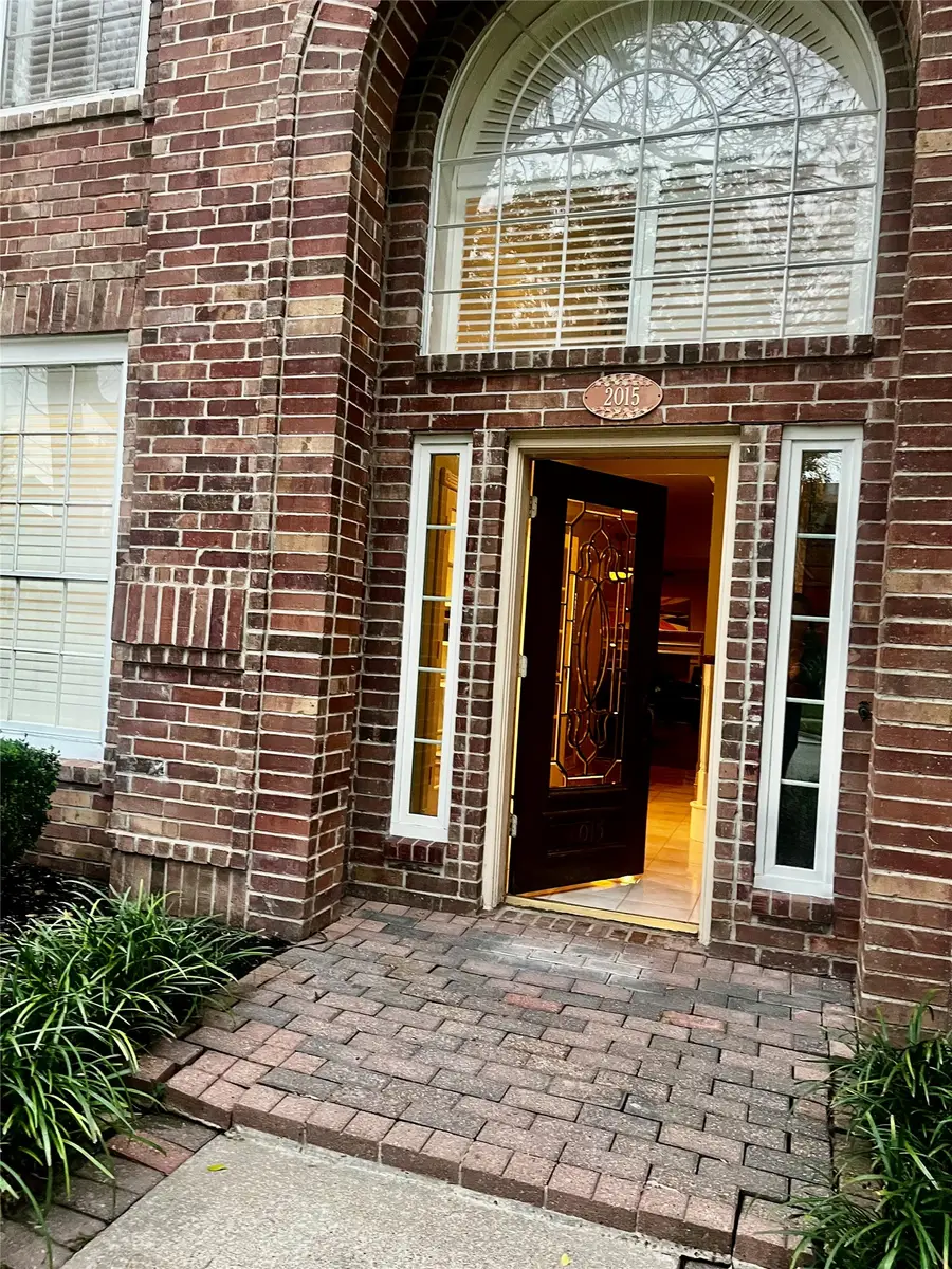 2015 Pecan Trail Drive, Richmond, TX 77406 - Image #3