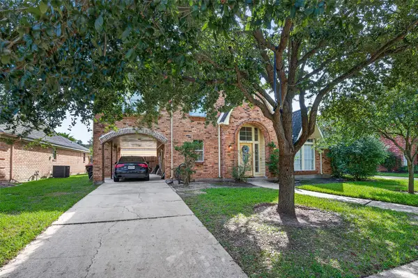 14811 Charlmont Drive, Houston, TX 77083