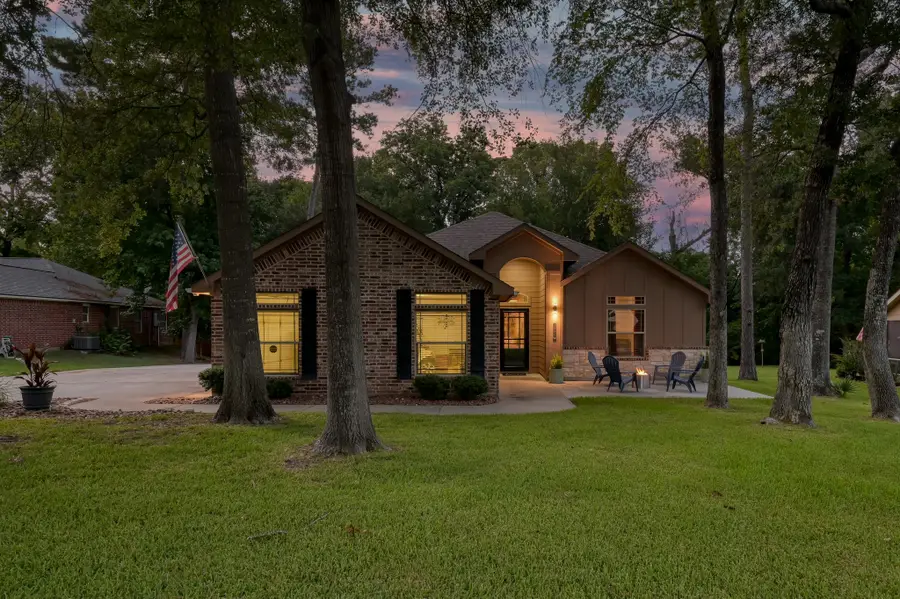 15022 Constellation Circle W, Willis, TX 77318 - #2