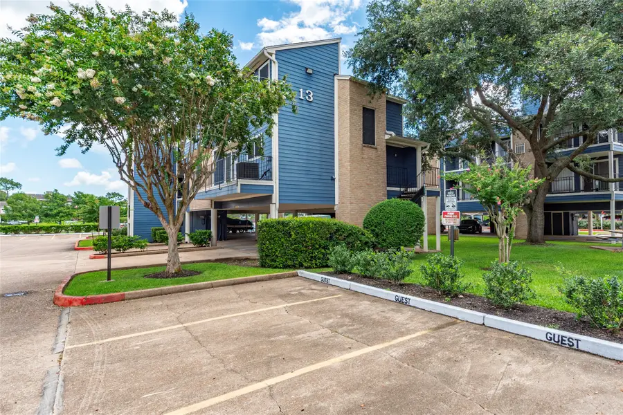 18515 Egret Bay Boulevard #1301, Webster, TX 77058 - Image #3