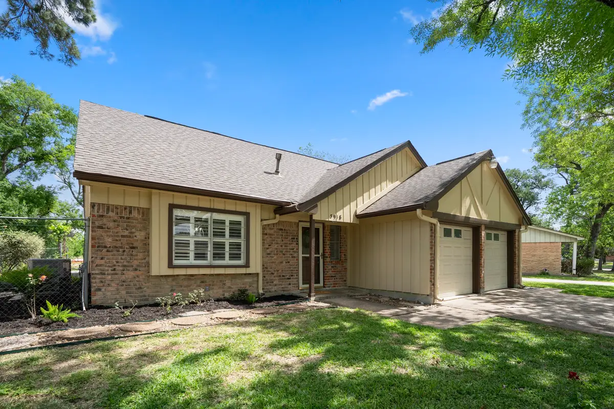 5918 Par Four Drive, Houston, TX 77088 - #1